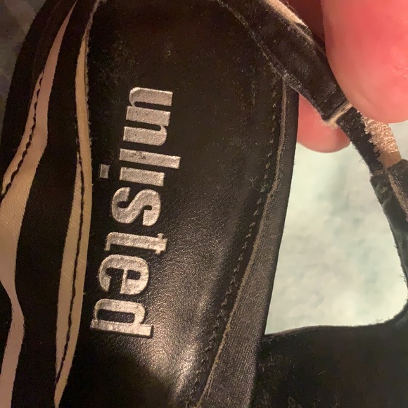 Zebra leather platform open toe sling backs. - Picture 5 of 6